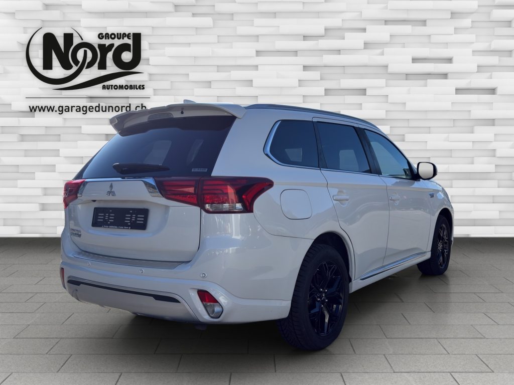 MITSUBISHI Outlander 2.4 PHEV Diamond, Plug-in-Hybrid Benzina/Elettrica, Occasioni / Usate, Automatico - 5