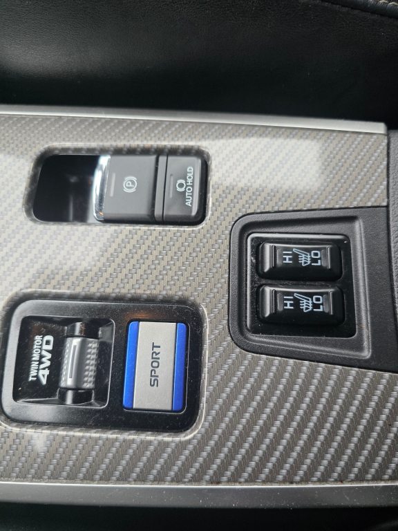 MITSUBISHI OUTLANDER 2.4 PHEV Diamond, Hybride Rechargeable Essence/Électricité, Occasion / Utilisé, Automatique - 6