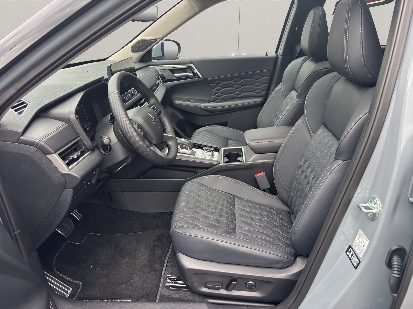 MITSUBISHI Outlander 2.4 PHEV Instyle 4x4, Plug-in-Hybrid Benzina/Elettrica, Auto dimostrativa, Automatico - 7