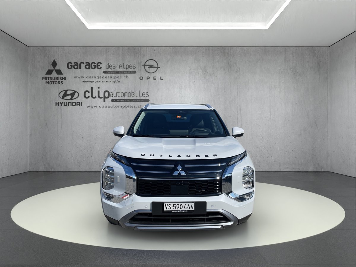 MITSUBISHI Outlander 2.4 PHEV Intense 4x4, Plug-in-Hybrid Benzin/Elektro, Vorführwagen, Automatik - 2