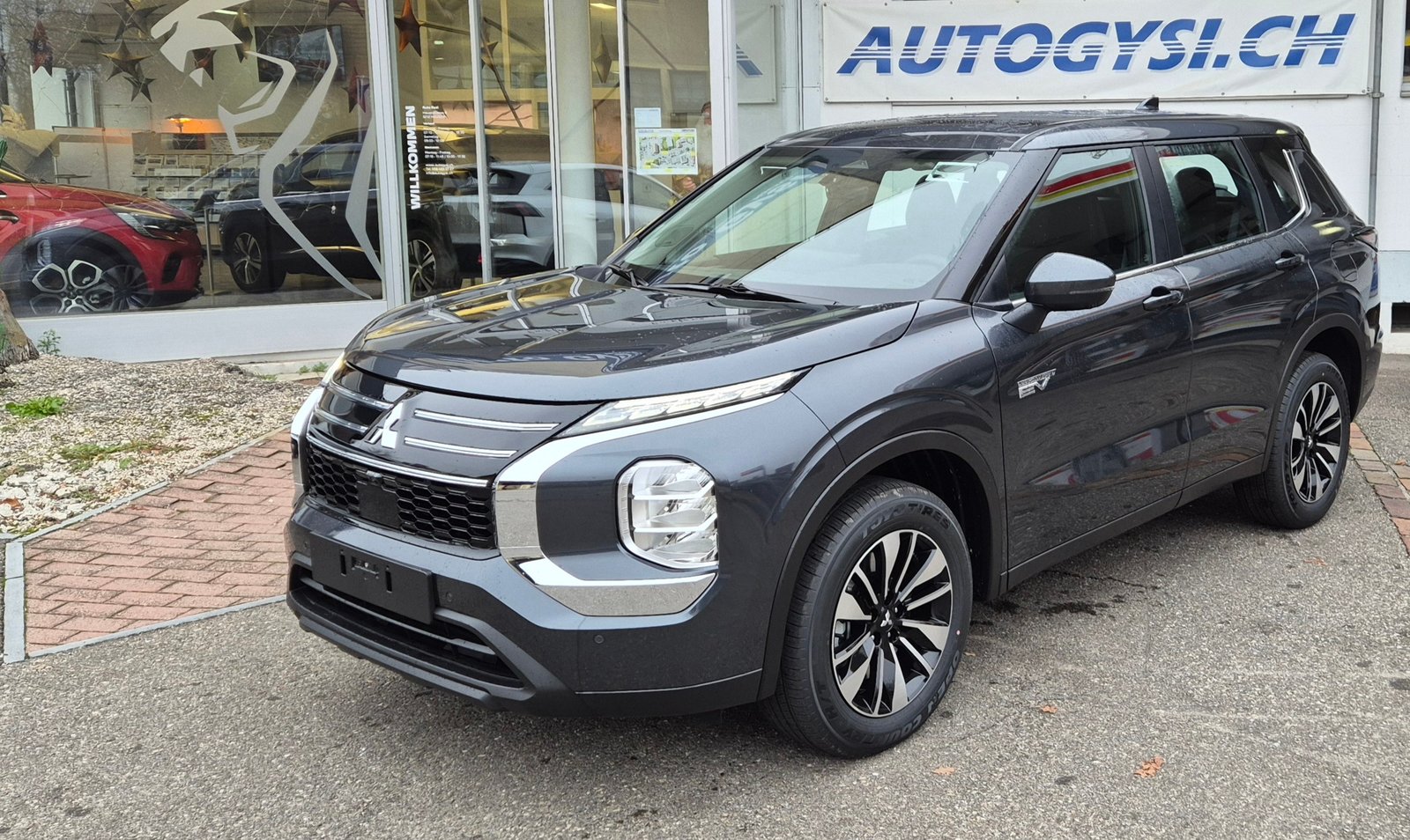 MITSUBISHI Outlander 2.4 PHEV Inform Helvetia, Plug-in-Hybrid Benzina/Elettrica, Auto dimostrativa, Automatico - 5