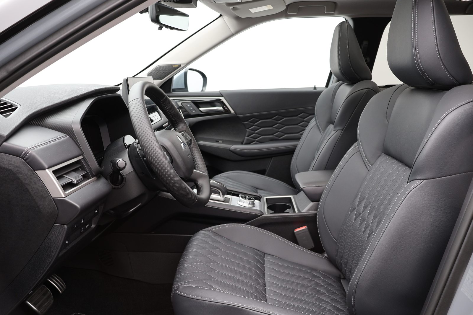 MITSUBISHI Outlander 2.4 PHEV Instyle 4x4 ab 0.8% Leasing, Plug-in-Hybrid Benzin/Elektro, Vorführwagen, Automatik - 4