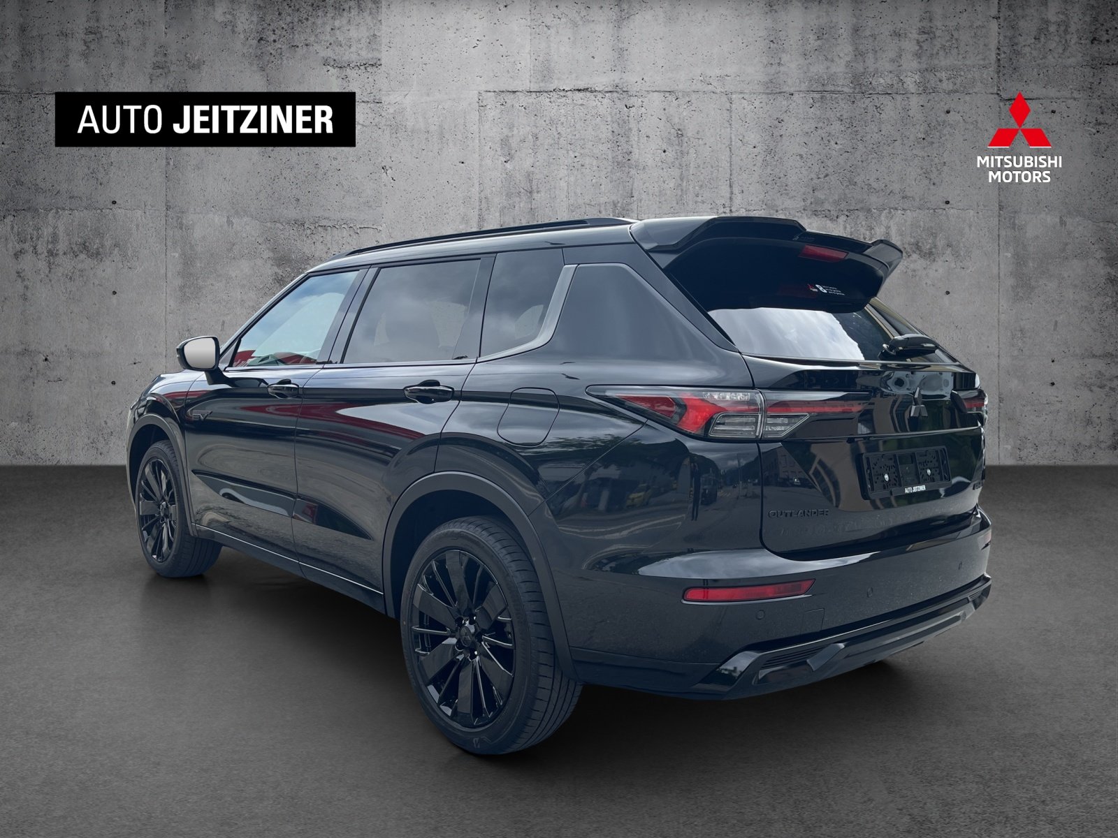 MITSUBISHI Outlander 2.4 PHEV Sport 4x4, Plug-in-Hybrid Benzin/Elektro, Vorführwagen, Automatik - 2