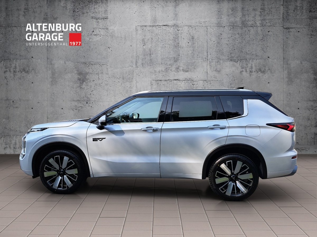 MITSUBISHI Outlander 2.4 PHEV Instyle 4x4, Plug-in-Hybrid Petrol/Electric, New car, Automatic - 2