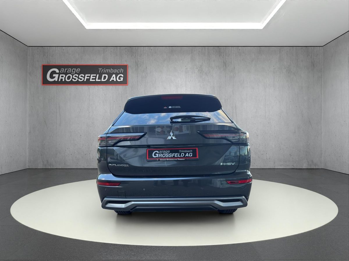 MITSUBISHI Outlander 2.4 PHEV Instyle+ 4x4, Hybride Rechargeable Essence/Électricité, Voiture nouvelle, Automatique - 4
