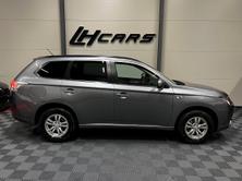 MITSUBISHI Outlander 2.0 PHEV Navigator eAssist, Plug-in-Hybrid Petrol/Electric, Second hand / Used, Automatic - 5