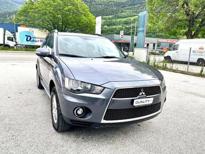 MITSUBISHI Outlander 2.2 DID Jubilé35 4WD TC-SST, Diesel, Second hand / Used, Automatic