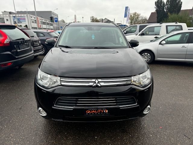 MITSUBISHI Outlander 2.0 PHEV Navigator eAssist, Plug-in-Hybrid Benzin/Elektro, Occasion / Gebraucht, Automat - 5