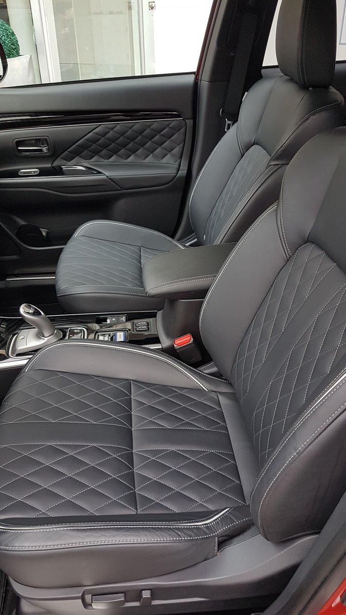 MITSUBISHI Outlander PHEV S-Edition, Plug-in-Hybrid Benzina/Elettrica, Occasioni / Usate, Automatico - 7