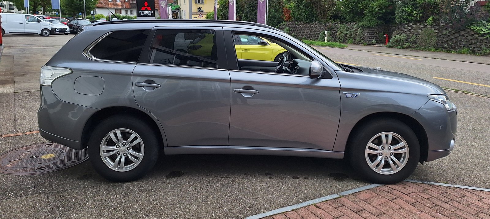 MITSUBISHI Outlander 2.0PHEV Instyle / Schiebedach, Plug-in-Hybrid Benzina/Elettrica, Occasioni / Usate, Automatico - 4