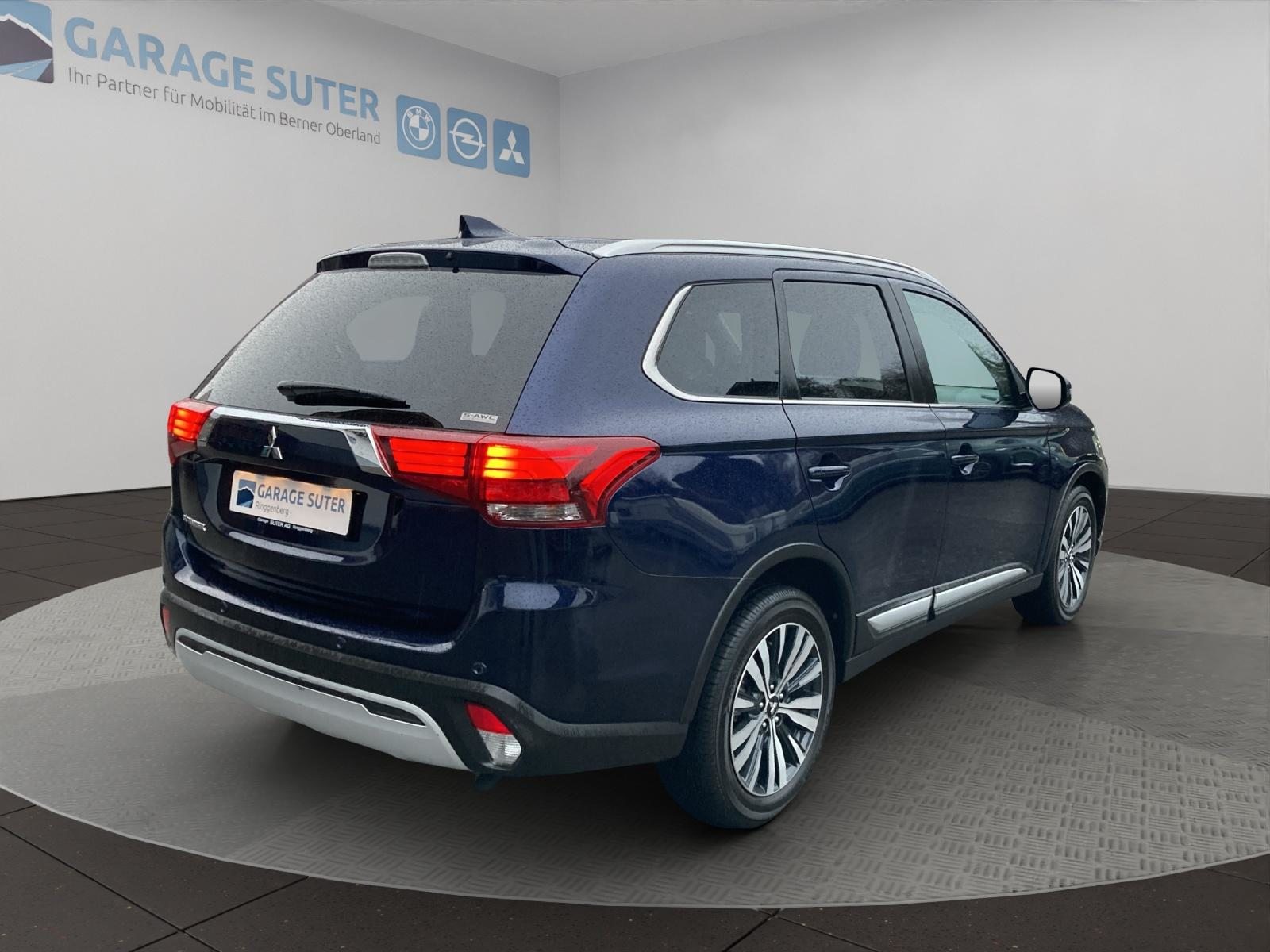 MITSUBISHI Outlander 2.0 MIVEC Value CVT, Benzina, Occasioni / Usate, Automatico - 5