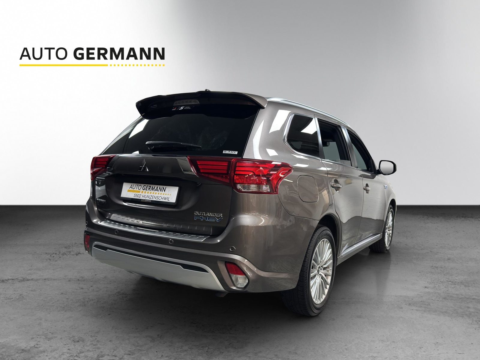 MITSUBISHI Outlander 2.4 PHEV Diamond 4x4, Plug-in-Hybrid Benzina/Elettrica, Occasioni / Usate, Automatico - 4