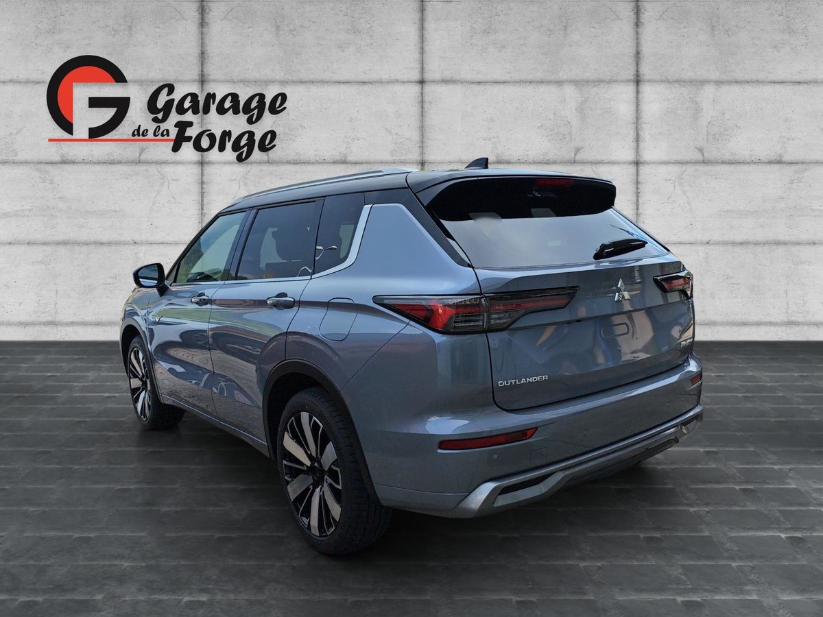 MITSUBISHI Outlander 2.4 PHEV Instyle 4x4, Plug-in-Hybrid Benzina/Elettrica, Auto dimostrativa, Automatico - 5