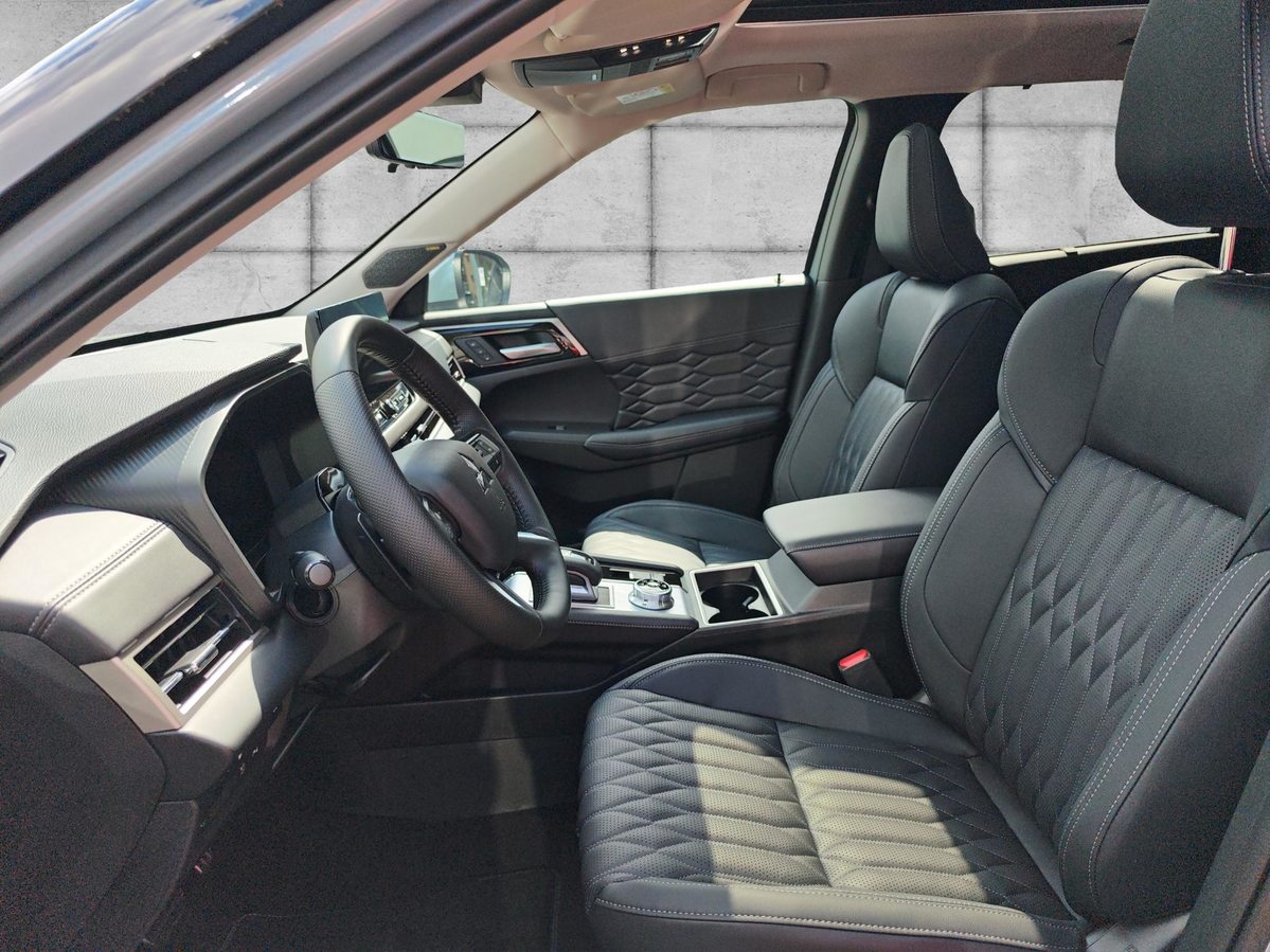 MITSUBISHI Outlander 2.4 PHEV Instyle 4x4, Plug-in-Hybrid Benzina/Elettrica, Auto dimostrativa, Automatico - 6