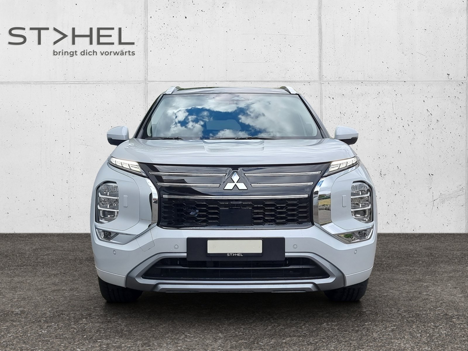 MITSUBISHI Outlander 2.4 PHEV Instyle 4x4, Plug-in-Hybrid Benzina/Elettrica, Auto dimostrativa, Automatico - 4