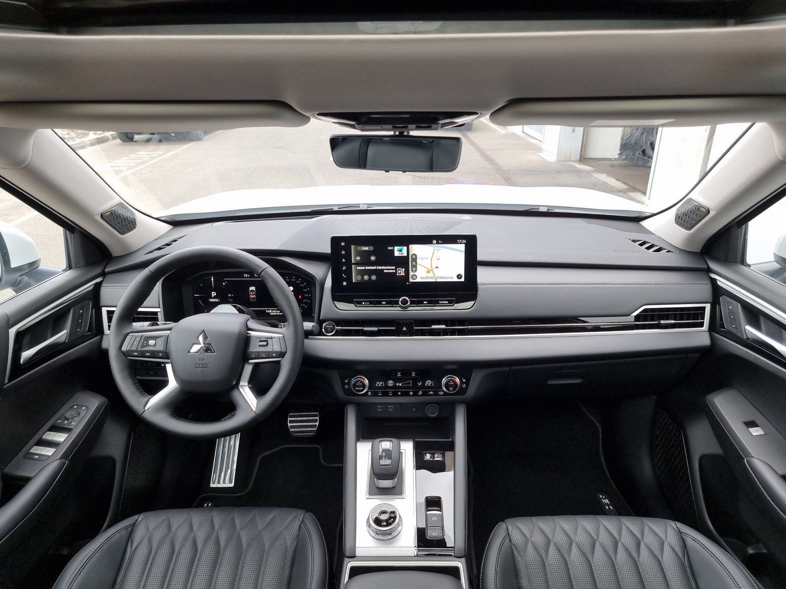 MITSUBISHI Outlander 2.4 PHEV Instyle 4x4, Plug-in-Hybrid Benzina/Elettrica, Auto dimostrativa, Automatico - 6