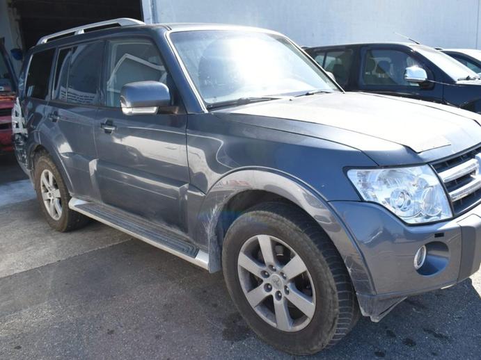 MITSUBISHI 3.2 DID Intense, Diesel, Occasion / Gebraucht, Automatik