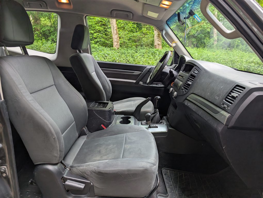 MITSUBISHI PAJERO 3.2 DID Swiss Professional, Diesel, Occasion / Gebraucht, Handschaltung - 6