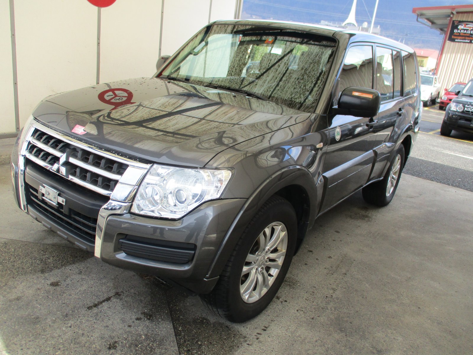 MITSUBISHI Pajero 3.2 DI-D Diamond Automatic, Diesel, Occasioni / Usate, Automatico - 2