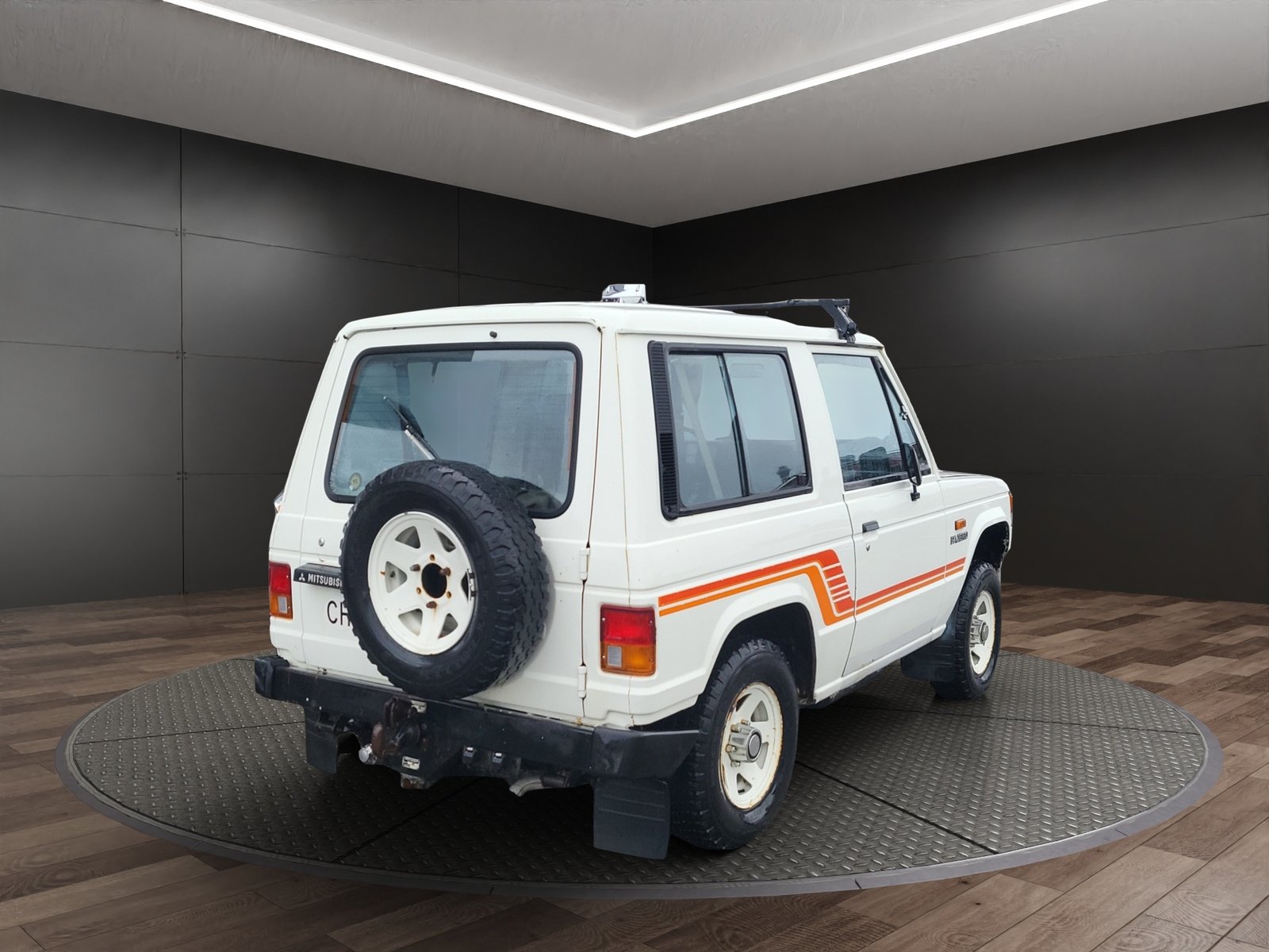 MITSUBISHI Pajero 2.6 Metal Top, Petrol, Second hand / Used, Manual - 2