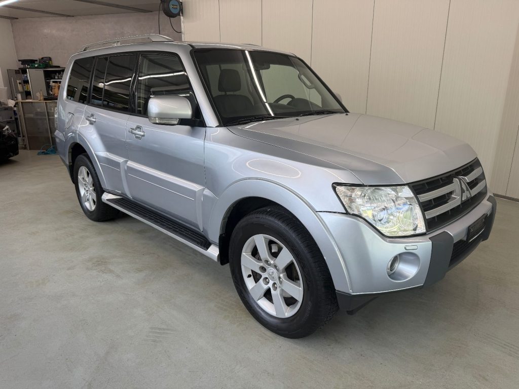 MITSUBISHI PAJERO 3.2 DID Intense, Diesel, Occasion / Gebraucht, Automatik - 2