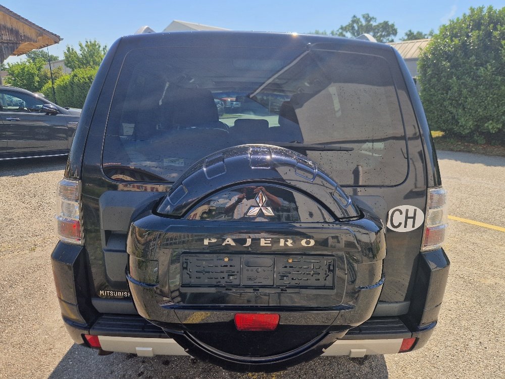 MITSUBISHI Pajero 3.2 DI-D Instyle Automatic, Diesel, Second hand / Used, Automatic - 6