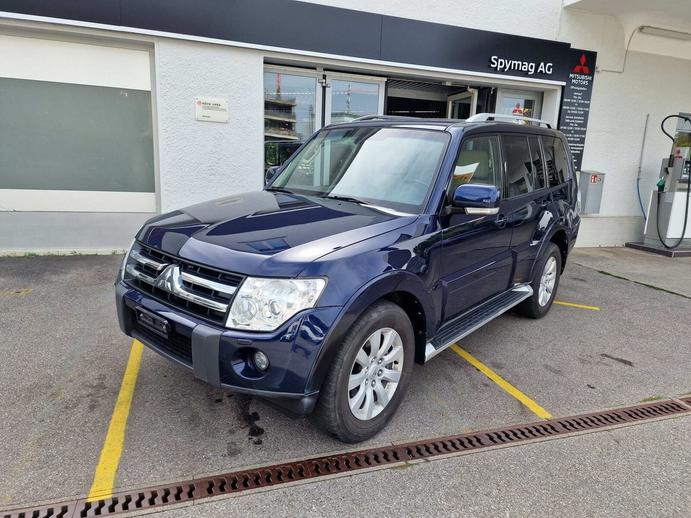 MITSUBISHI Pajero 3.2 DI-D Instyle Automatic, Diesel, Second hand / Used, Automatic