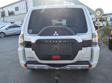 MITSUBISHI Pajero 3.2 DI-D Style Automatic, Diesel, Second hand / Used, Automatic - 7