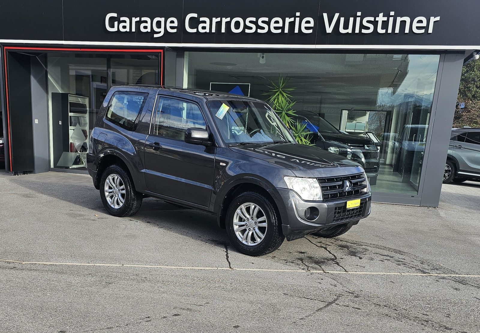 MITSUBISHI Pajero 3.2 DID Profi, Diesel, Occasion / Utilisé, Manuelle - 2