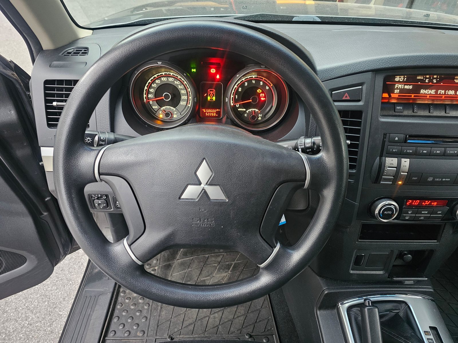 MITSUBISHI Pajero 3.2 DID Profi, Diesel, Occasion / Utilisé, Manuelle - 6