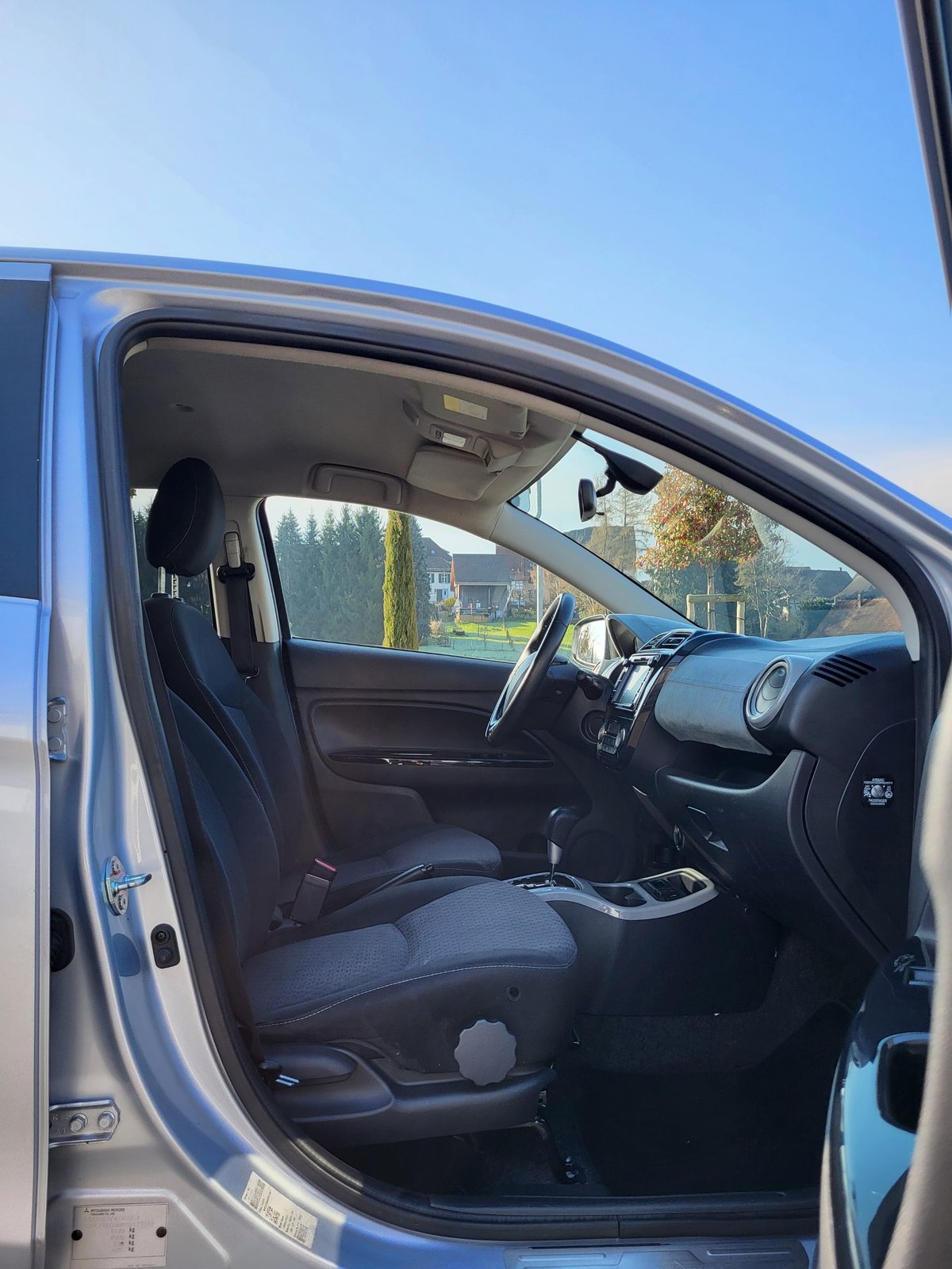 MITSUBISHI Space Star 1.2 Hanami CVT, Benzin, Occasion / Gebraucht, Automatik - 5