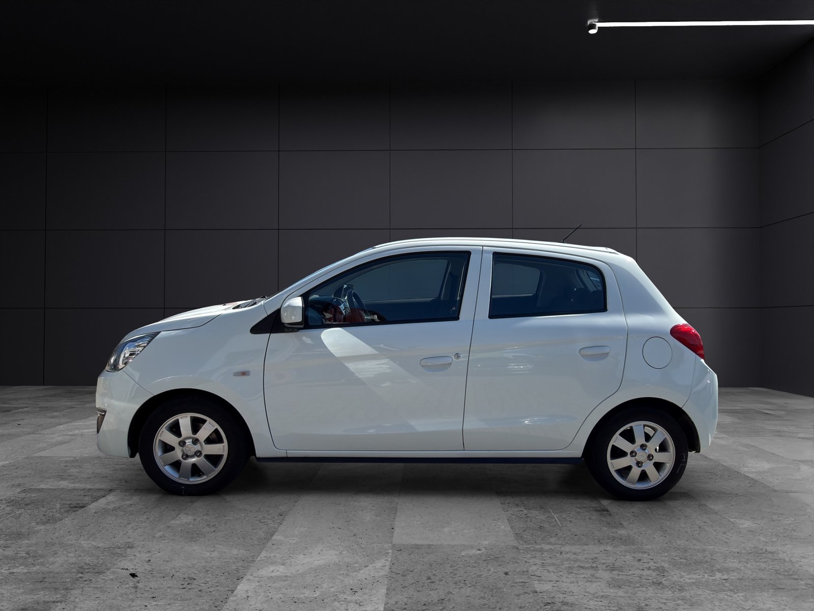 MITSUBISHI Space Star 1.0 Pure, Essence, Occasion / Utilisé, Manuelle - 3