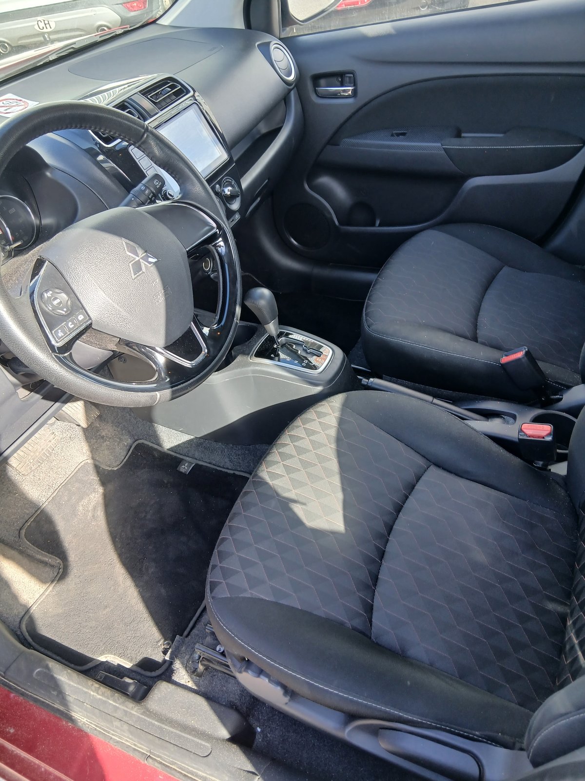 MITSUBISHI Space Star 1.2 CVT Invite, Benzin, Occasion / Gebraucht, Automatik - 6