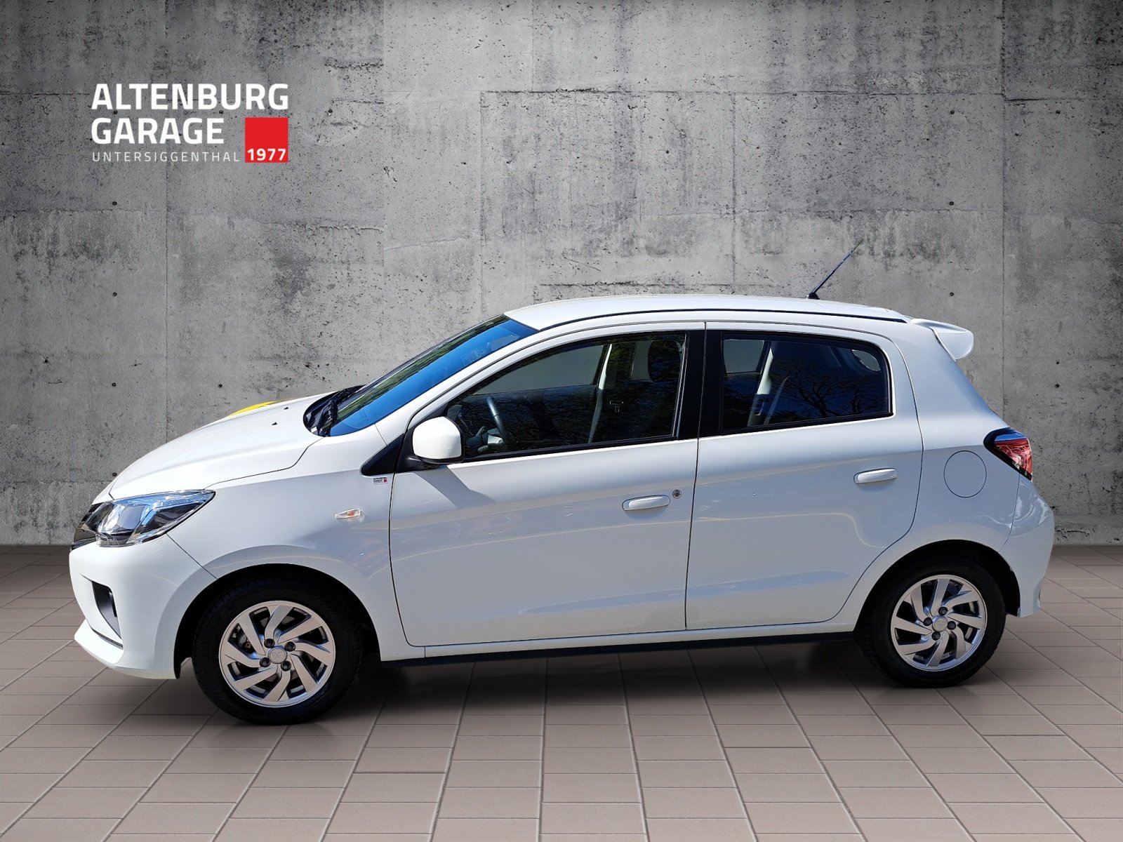 MITSUBISHI Space Star 1.2 MIVEC Invite, Essence, Voiture de démonstration, Automatique - 2