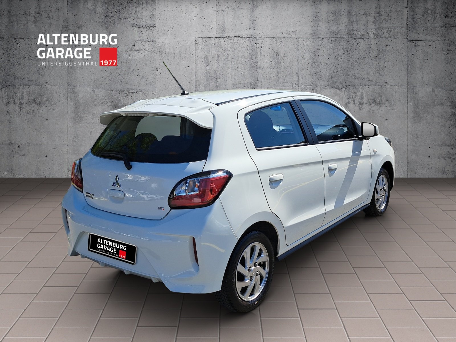 MITSUBISHI Space Star 1.2 MIVEC Invite, Essence, Voiture de démonstration, Automatique - 5