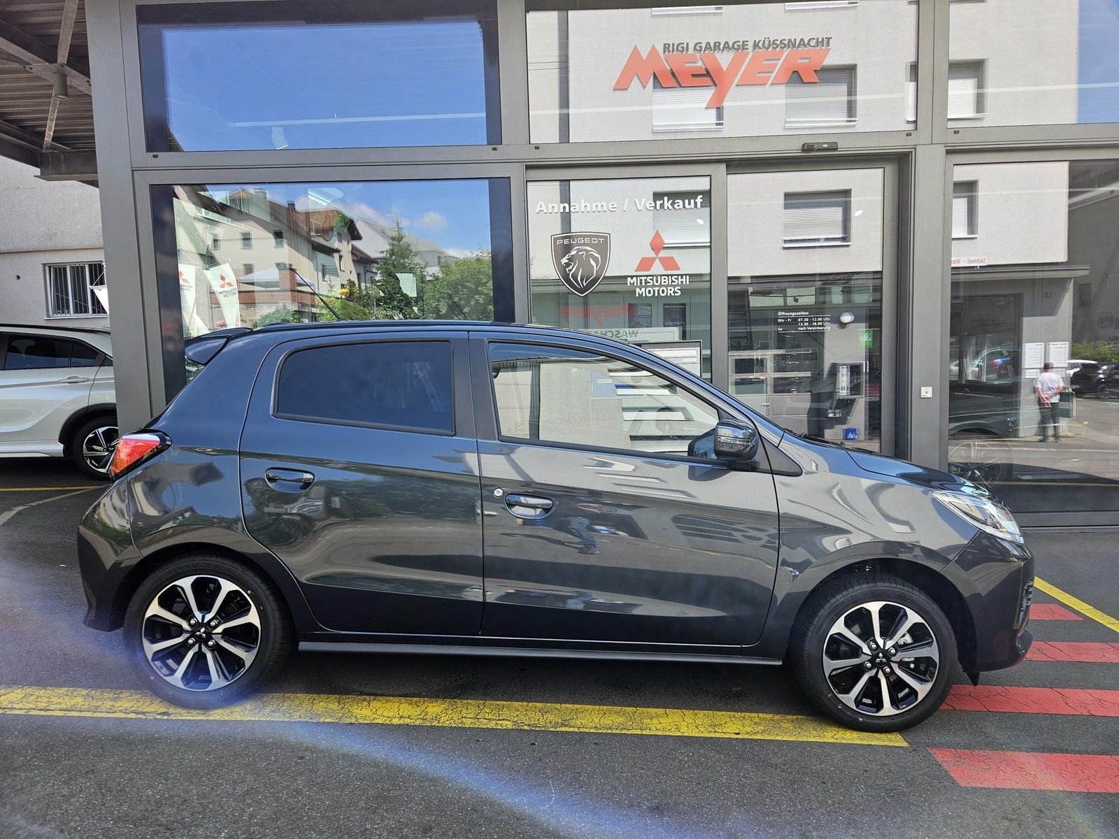 MITSUBISHI Space Star 1.2 MIVEC Intense+, Benzin, Neuwagen, Automatik - 2