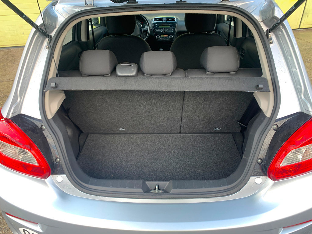 MITSUBISHI Space Star 1.2 MIVEC Style Anniversary, Benzin, Occasion / Gebraucht, Handschaltung - 7