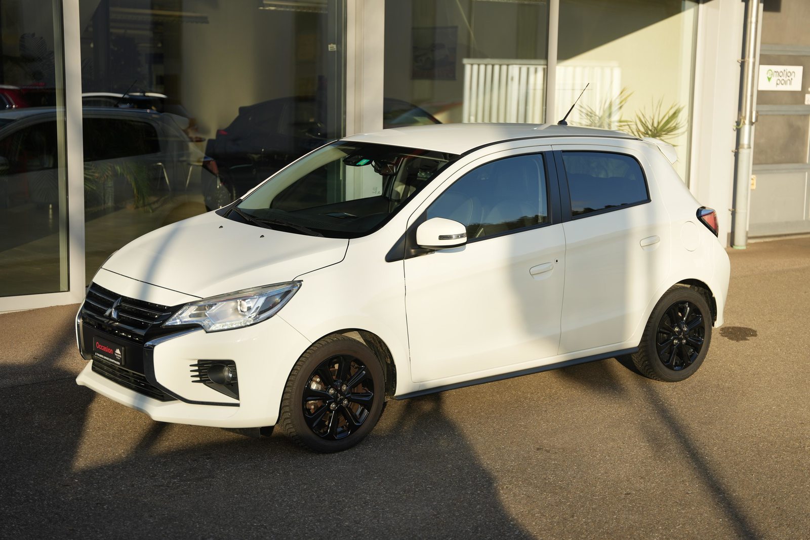 MITSUBISHI Space Star 1.2 MIVEC Intense+, Essence, Occasion / Utilisé, Automatique - 2
