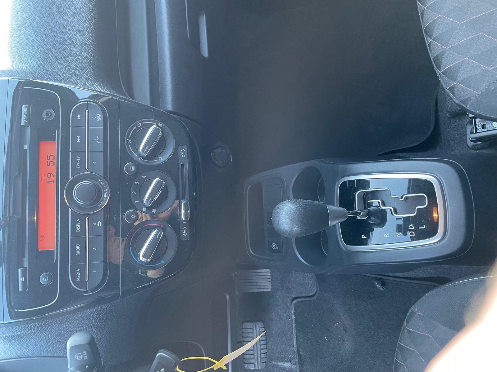 MITSUBISHI Space Star 1.2 MIVEC Pure, Benzina, Occasioni / Usate, Automatico - 4