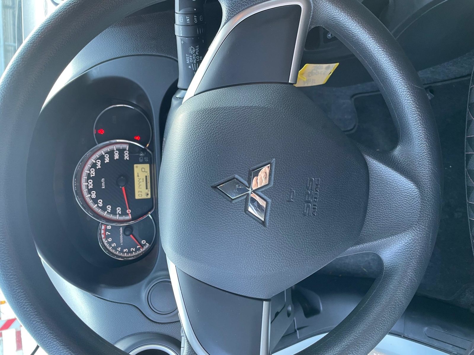MITSUBISHI Space Star 1.2 MIVEC Pure, Essence, Occasion / Utilisé, Automatique - 5