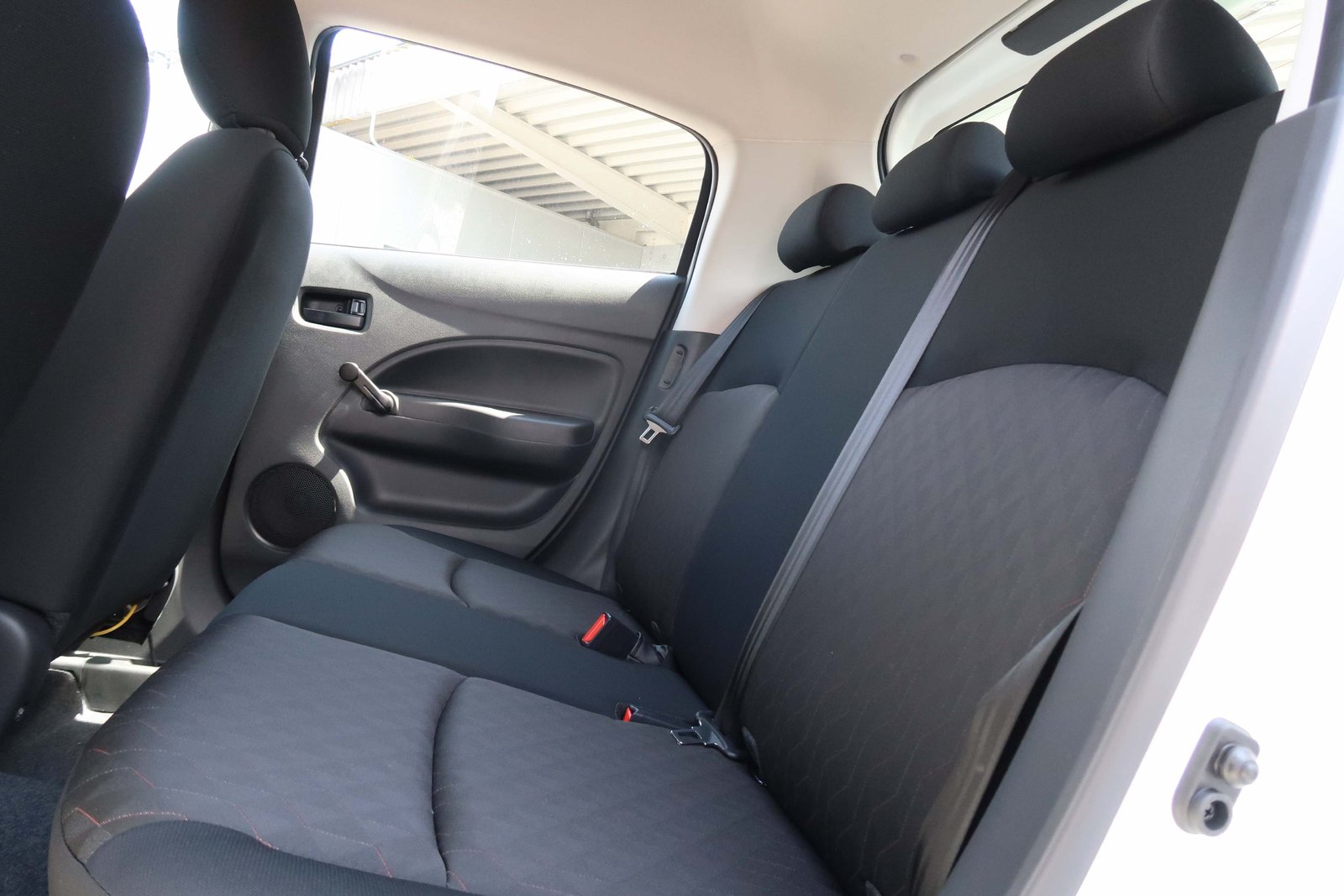 MITSUBISHI Space Star 1.2 Automat. Inform, Essence, Occasion / Utilisé, Automatique - 7