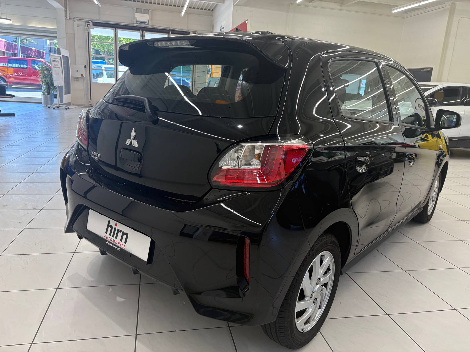 MITSUBISHI Space Star 1.2 MIVEC Invite, Benzin, Occasion / Gebraucht, Automatik - 5