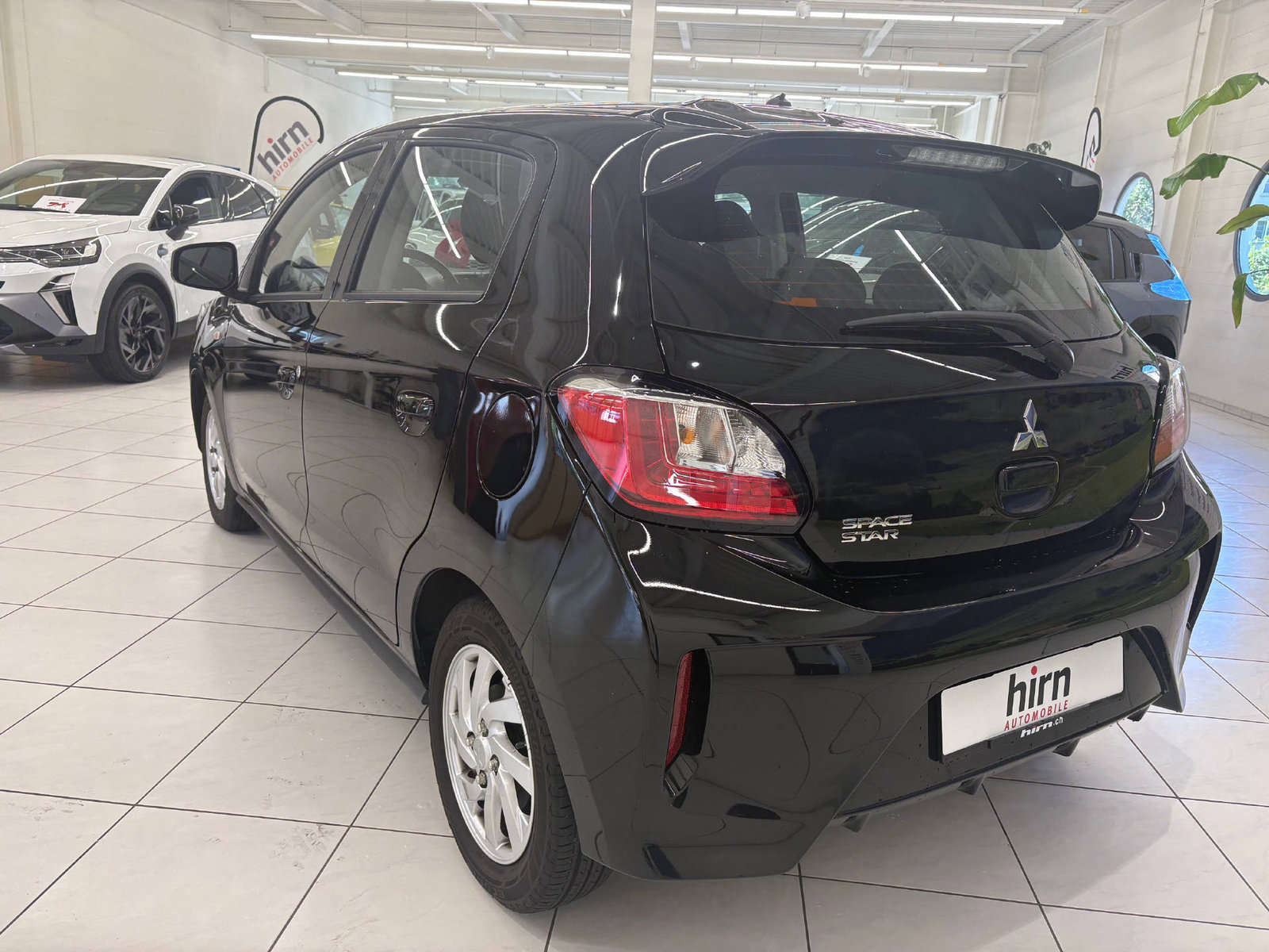 MITSUBISHI Space Star 1.2 MIVEC Invite, Benzin, Occasion / Gebraucht, Automatik - 7