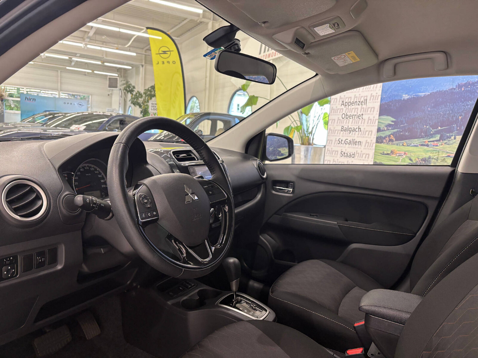 MITSUBISHI Space Star 1.2 MIVEC Invite, Essence, Occasion / Utilisé, Automatique - 5