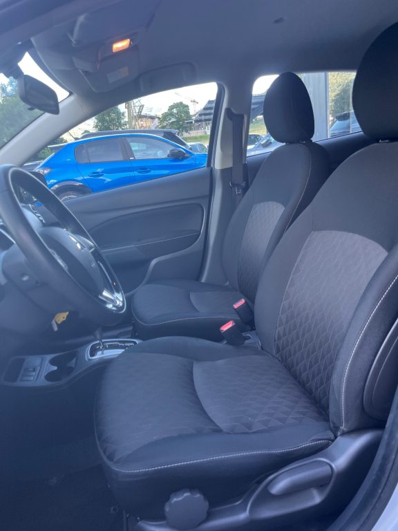 MITSUBISHI SPACE STAR 1.2 MIVEC Inform, Benzin, Occasion / Gebraucht, Automatik - 6