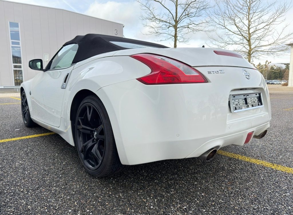NISSAN 370 Z 3.7 V6 24V Pack Ab MfK Ab Service, Essence, Occasion / Utilisé, Automatique - 7