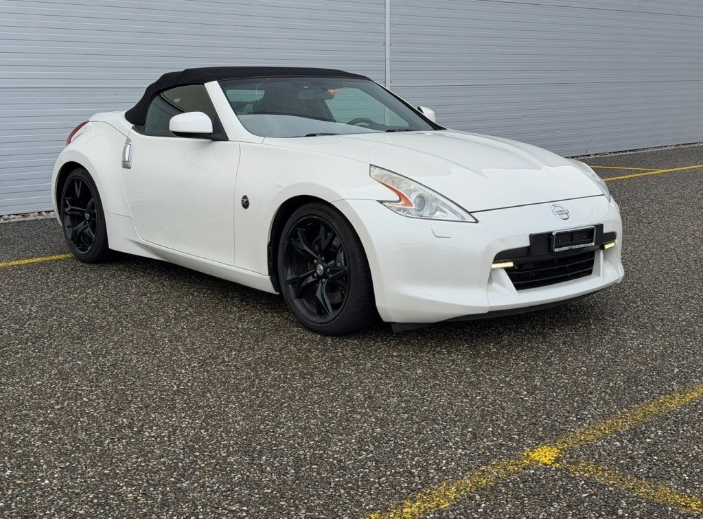 NISSAN 370 Z 3.7 V6 24V Pack Ab MfK Ab Service, Essence, Occasion / Utilisé, Automatique - 2
