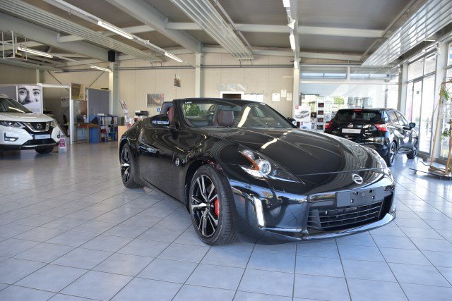 NISSAN 370 Z Roadster Pack, Benzin, Vorführwagen, Automatik - 2