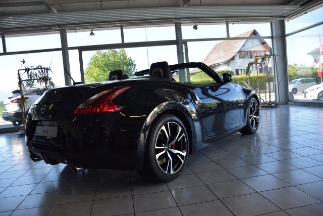 NISSAN 370 Z Roadster Pack, Benzin, Vorführwagen, Automatik - 3