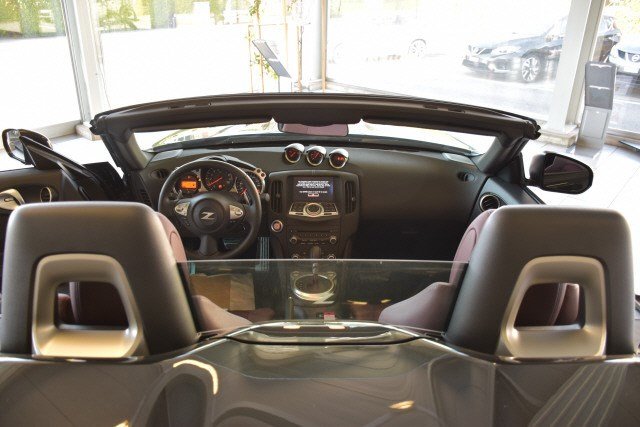 NISSAN 370 Z Roadster Pack, Benzin, Vorführwagen, Automatik - 6